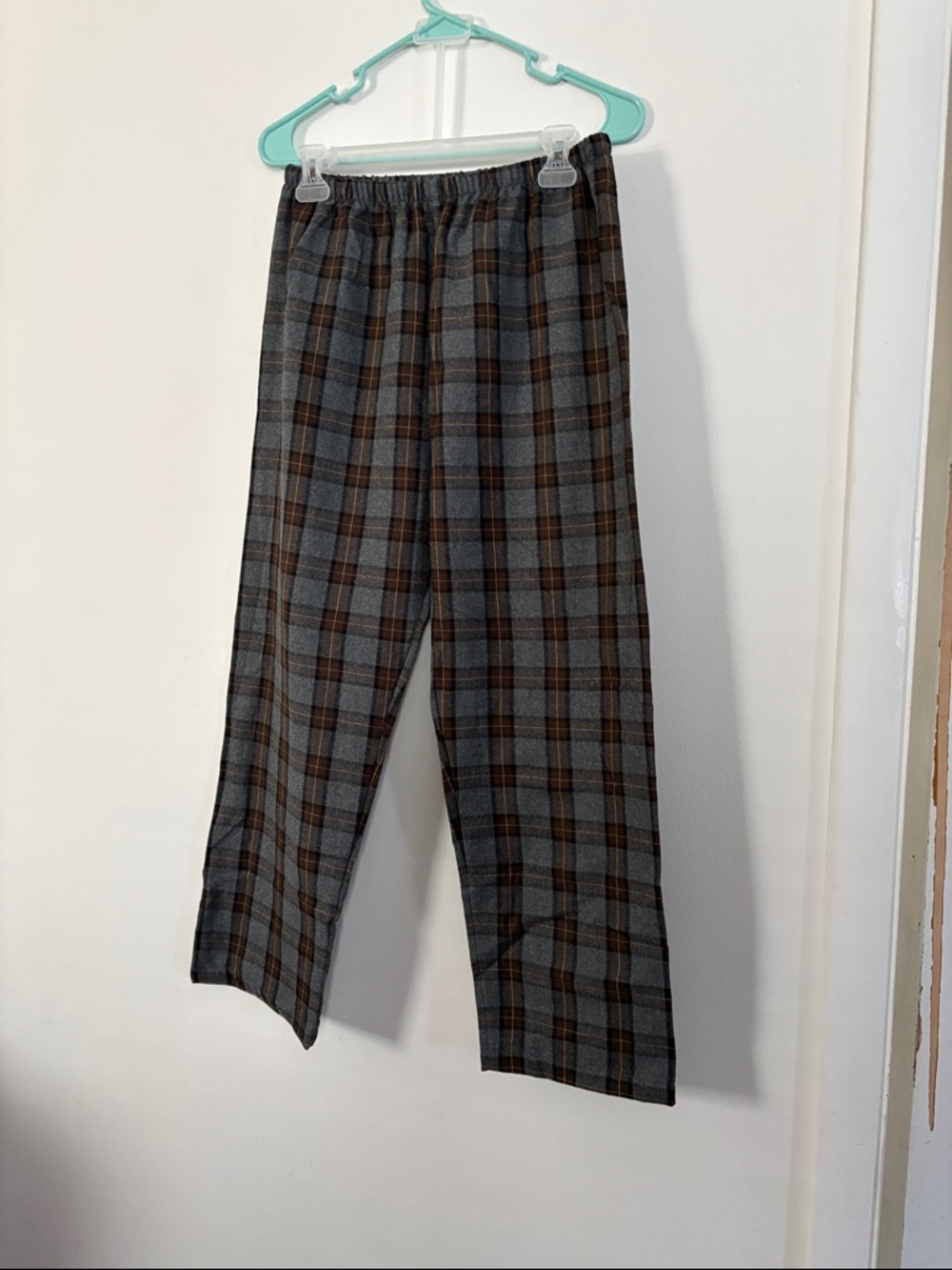 Boy’s Elastic-Waist Plaid Pants in Gray and Brown